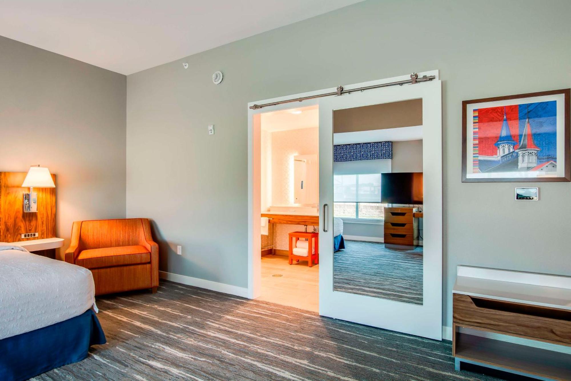 Hampton Inn & Suites By Hilton Louisville East Oxmoor Eksteriør bilde